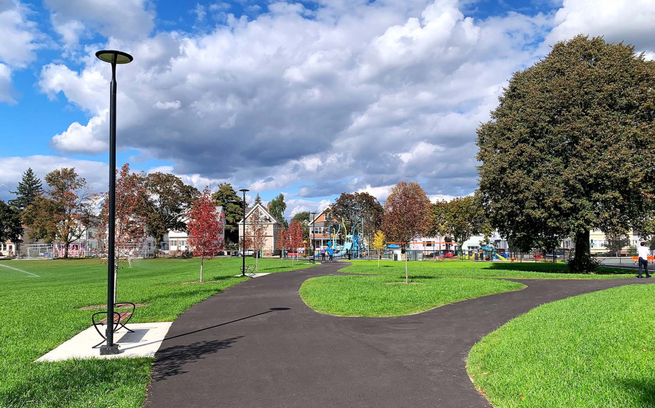 Shadley Associates Landscape Architecture: Devir Park central walkway